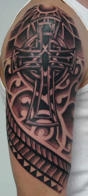 Amazing Celtic Knot Tattoo Sleeve
