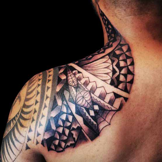 Amazing Celtic Shoulder Tattoo