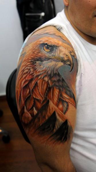 Amazing Eagle Shoulder Design