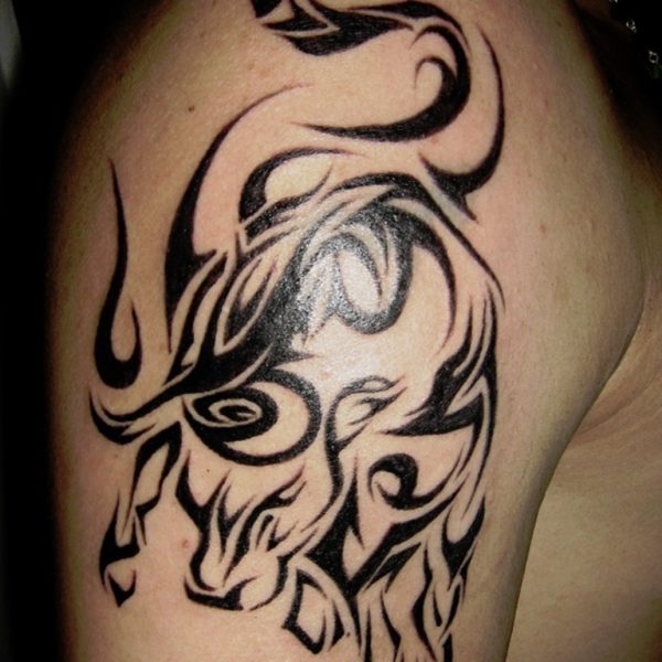 Amazing Knot Dragon Tattoo