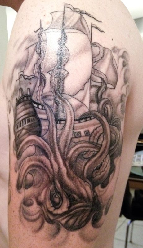 Amazing Kraken Tattoo On Left Shoulder
