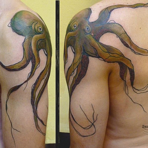 Amazing Octopus Shoulder Tattoo