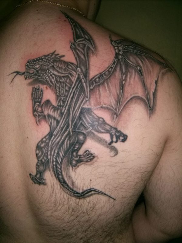 Amazing Shoulder Dragon Tattoo