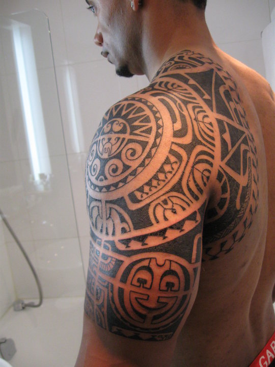Amazing Tribal Hawaiian Tattoo