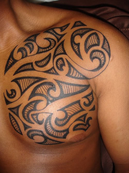 Amazing Tribal Tattoo On Shoulder
