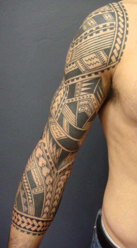 Awesome Samoan Arm Shoulder Tattoo