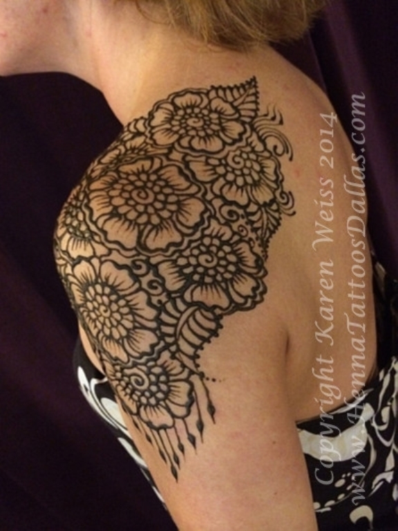 Beautiful Broad Henna Design Tattoo