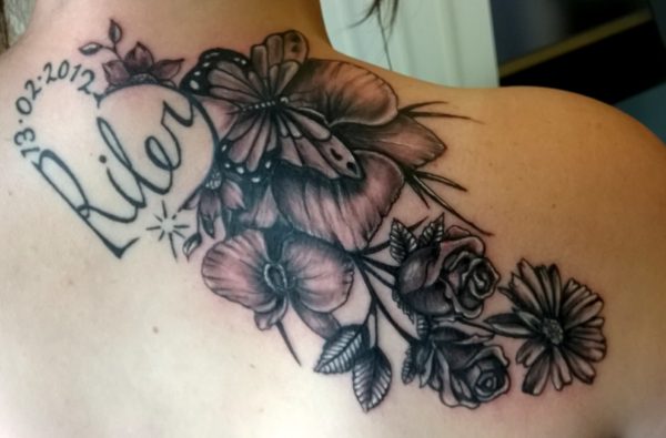 Beautiful Flowers Tattoo On Shoulder Back