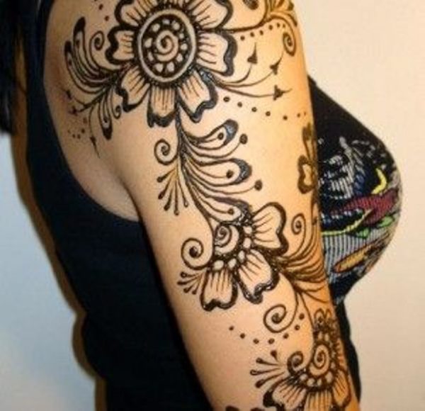 Beautiful Henna Design Tattoo On Shoulder To Bottom