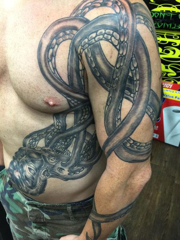 Beautiful Octopus Shoulder Tattoo
