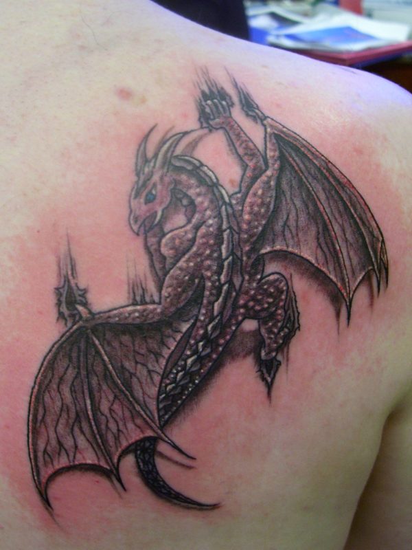Beautiful Shoulder Dragon Tattoo