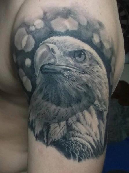 Black And Grey Eagle Shoulder Tattoo Design