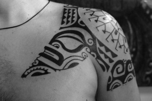 Black And White Maori Tattoo Design