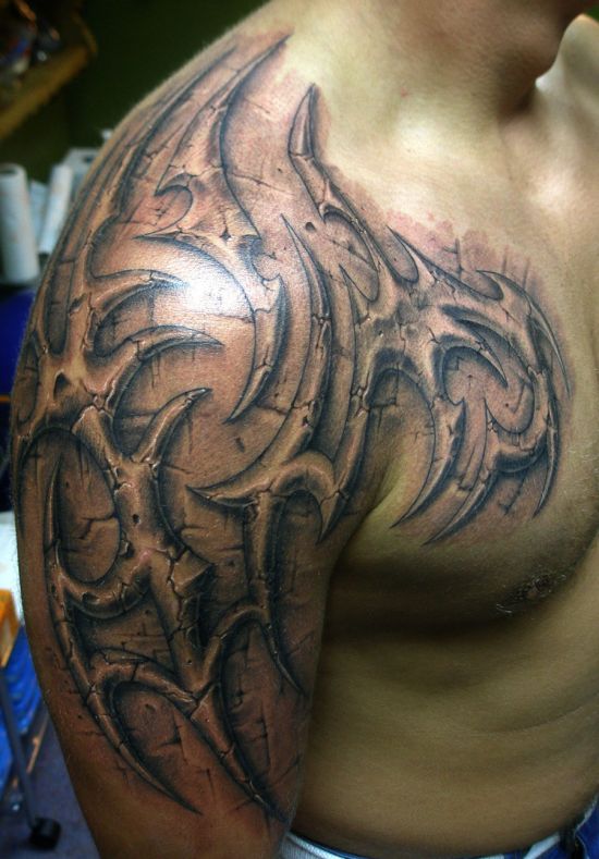 Celtic Tattoo On Right Shoulder
