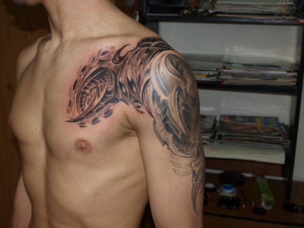 Celtic Wolf Shoulder Tattoo