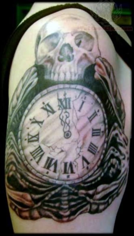Clock And Skull Tattoo Design
