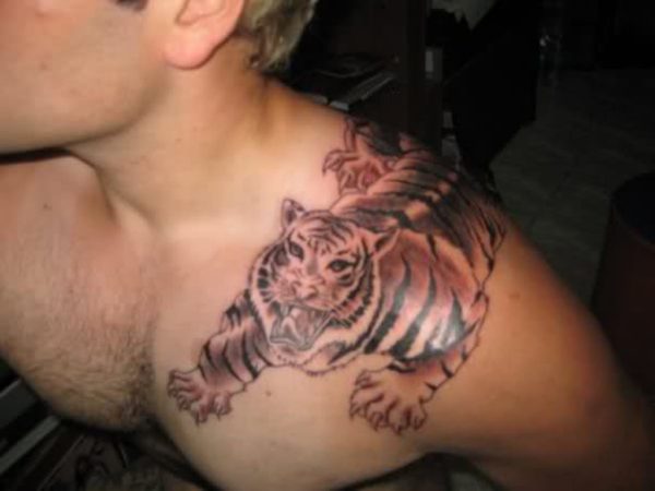 Creepy Tiger Shoulder Tattoo