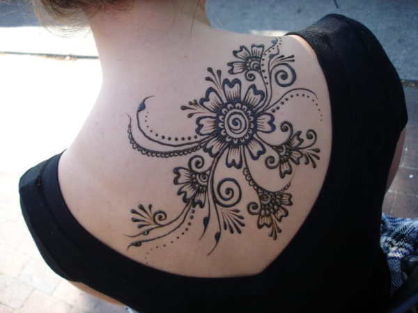 Daisy Flower Tattoo On Shoulder