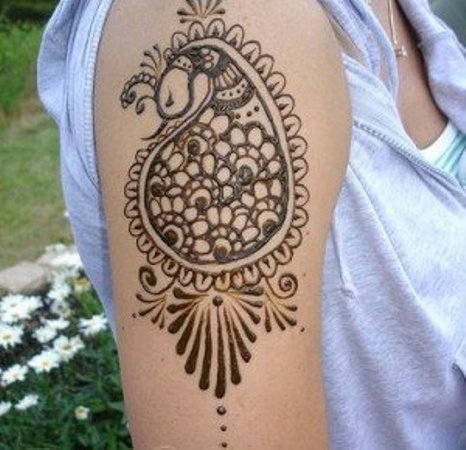 Designer Henna Tattoo !