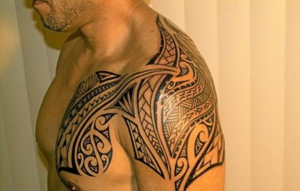 Fantastic Tribal Shoulder Tattoo