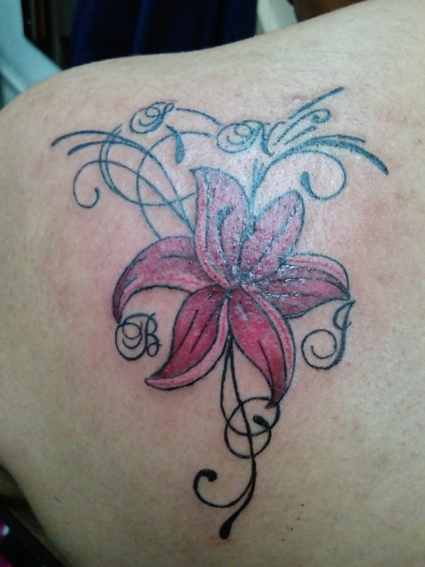 Flower Shoulder Blade Tattoo