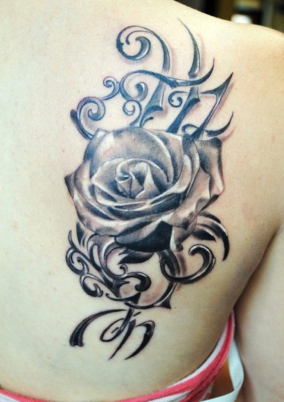 Flowers Tattoo On Shoulder