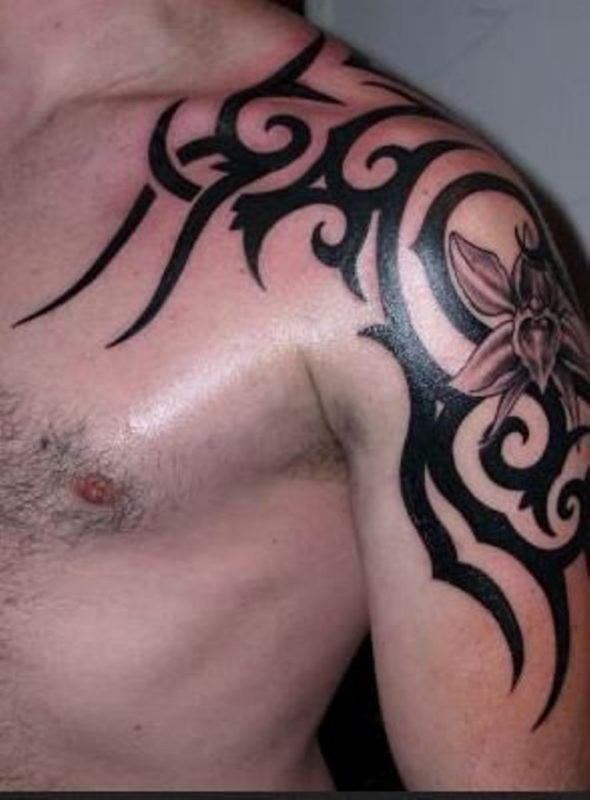Impressive Tribal Shoulder Tattoo