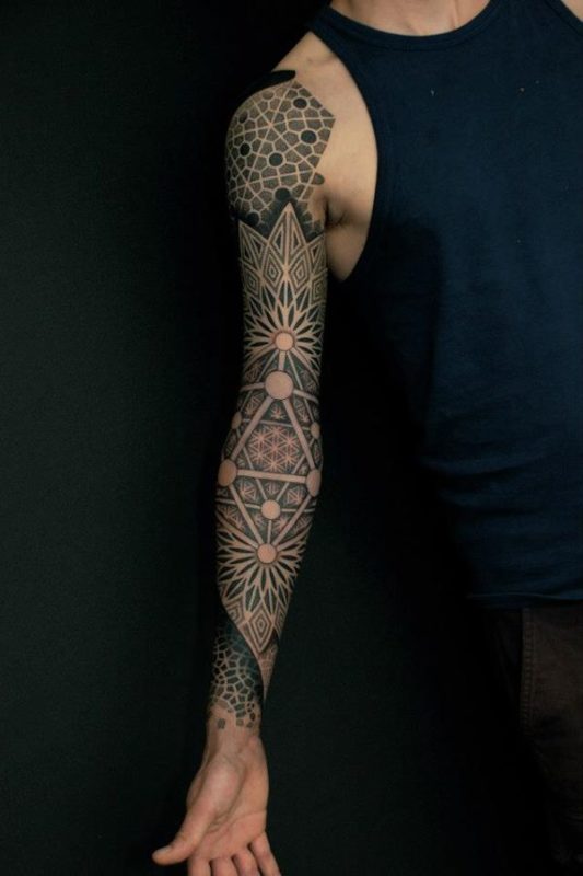 Innovative Geometric Shoulder Tattoo