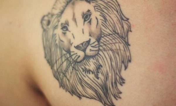 Lion Tattoo On Shoulder Back