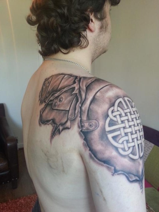 Lovely Armour Celtic Tattoo