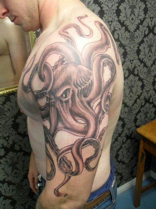 Lovely Kraken Shoulder Tattoo