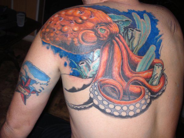 Lovely Kraken Tattoo On Shoulder