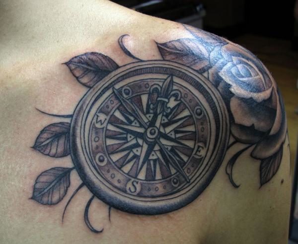 Lovely Nautical Compass Shoulder Tattoo
