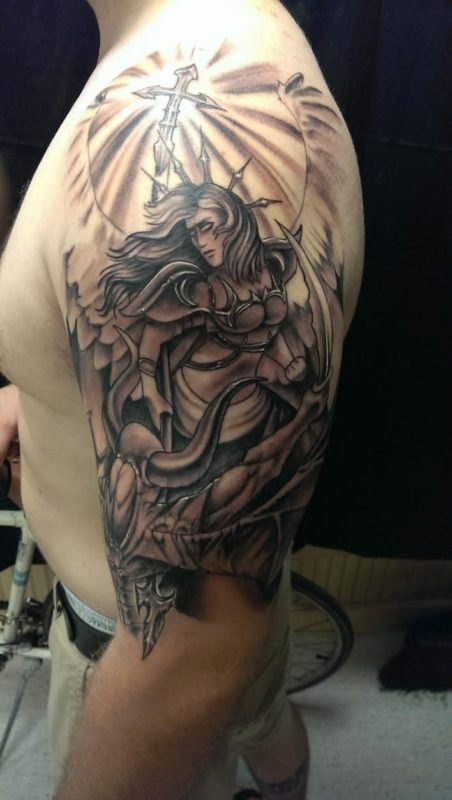 Nice Angel Shoulder Tattoo Design 