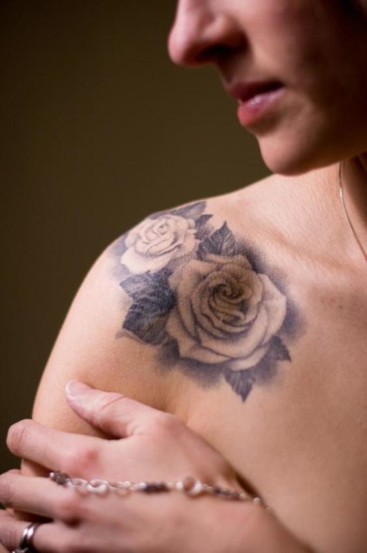 Nice Black Roses Shoulder Tattoo