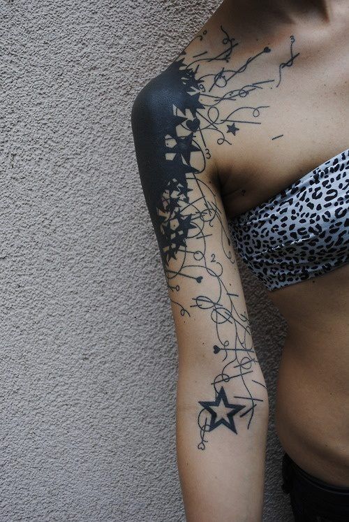 Nice Black Shoulder Tattoo