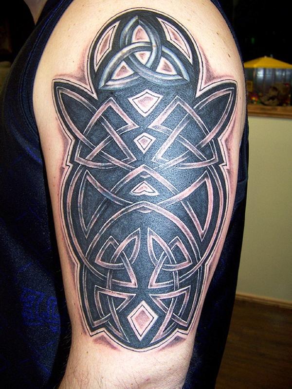 Nice Celtic Cover Shoulder Tattoo Design