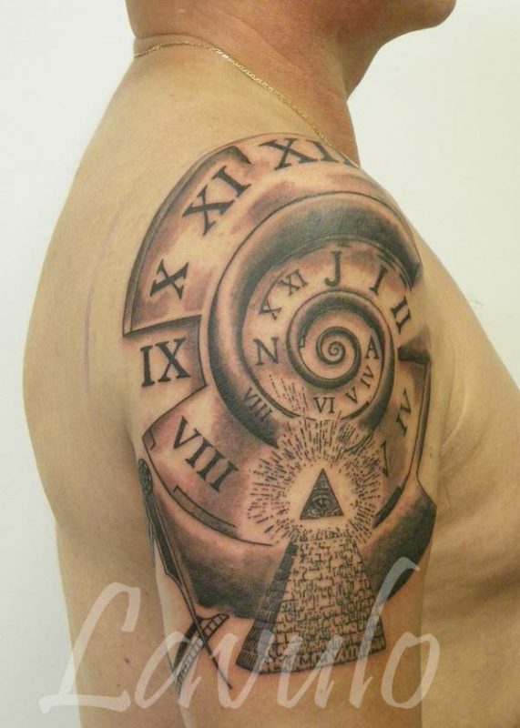 Nice Clock Tattoo Design