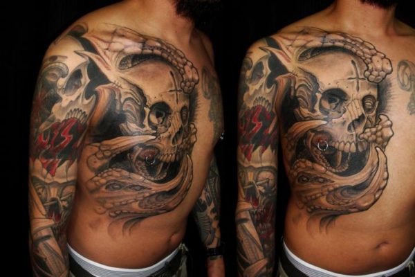 Nice Skull Tattoo On Right Shoulder