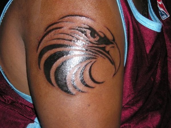 Nice Tribal Eagle Shoulder Tattoo Design