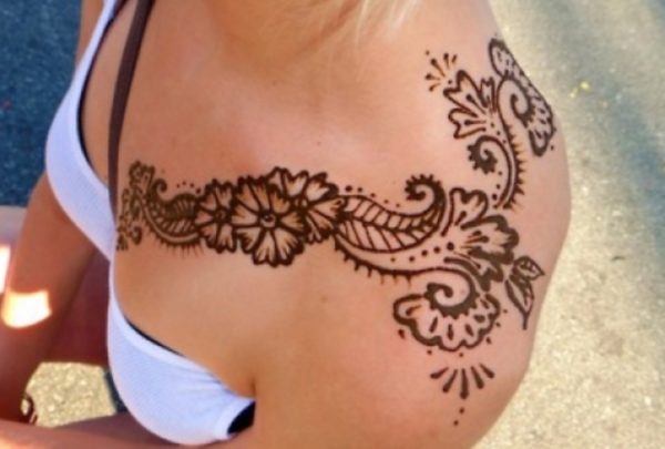 Outstanding Henna Tattoo Design !