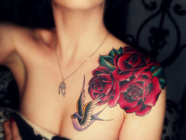 Red Roses Shoulder Tattoo For Women