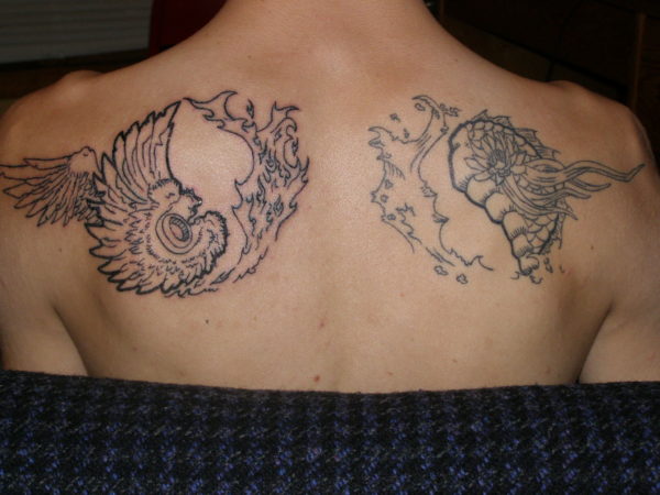  Simple Yin Yang Tattoo On Shoulder Back