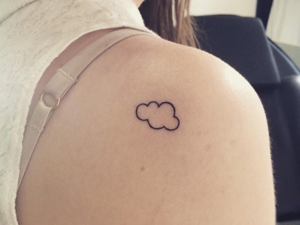 45 Cool Clouds Shoulder Tattoos.