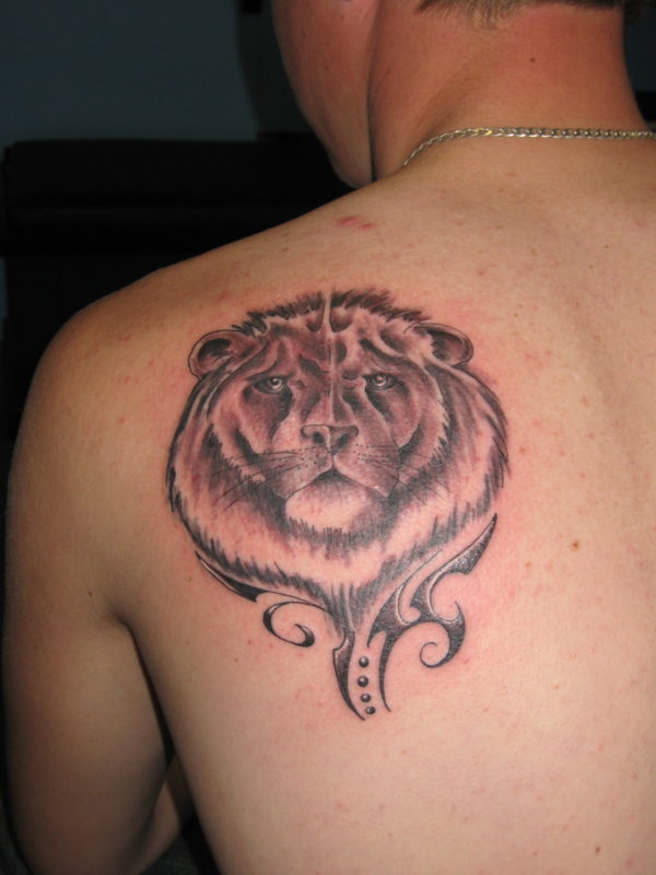 Small Lion tattoo Design