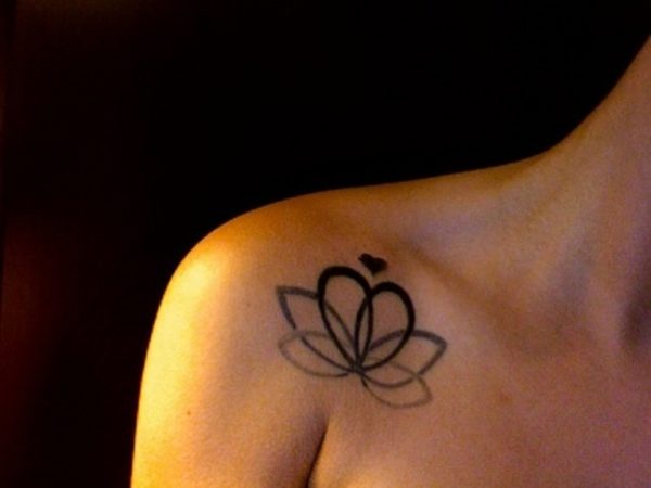 Small Lotus Design