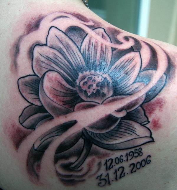 Stunning Flower Tattoo On Back Shoulder 