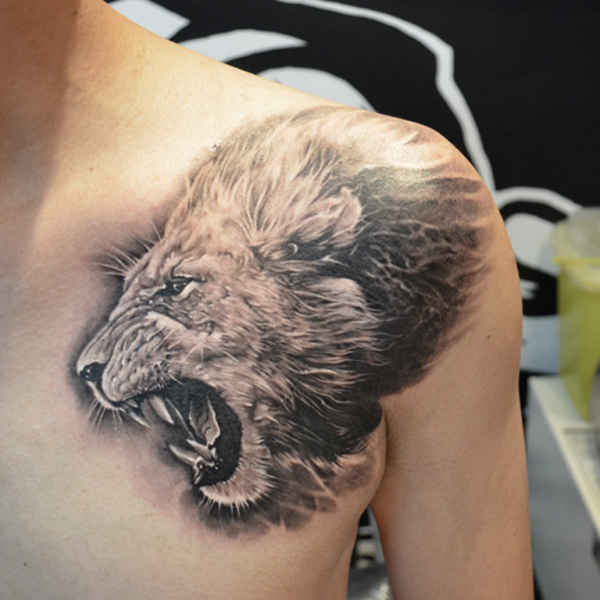 Stunning Lion Tattoo