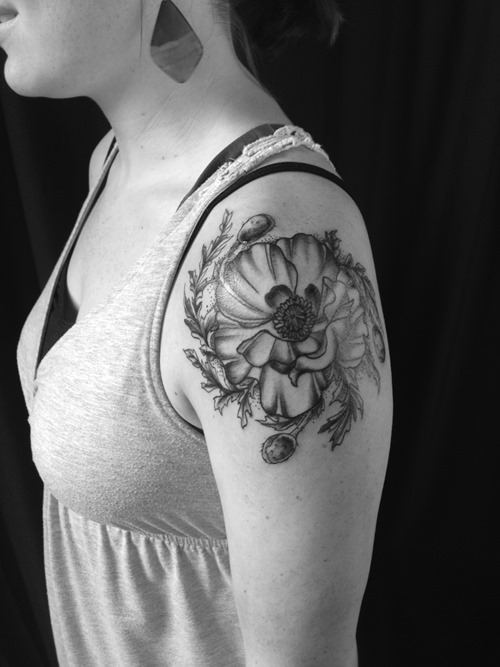 Stylish Black And White Shoulder Tattoo Design