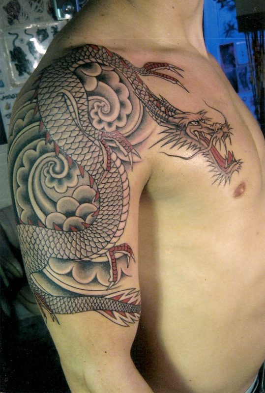 Stylish Shoulder Dragon Tattoo
